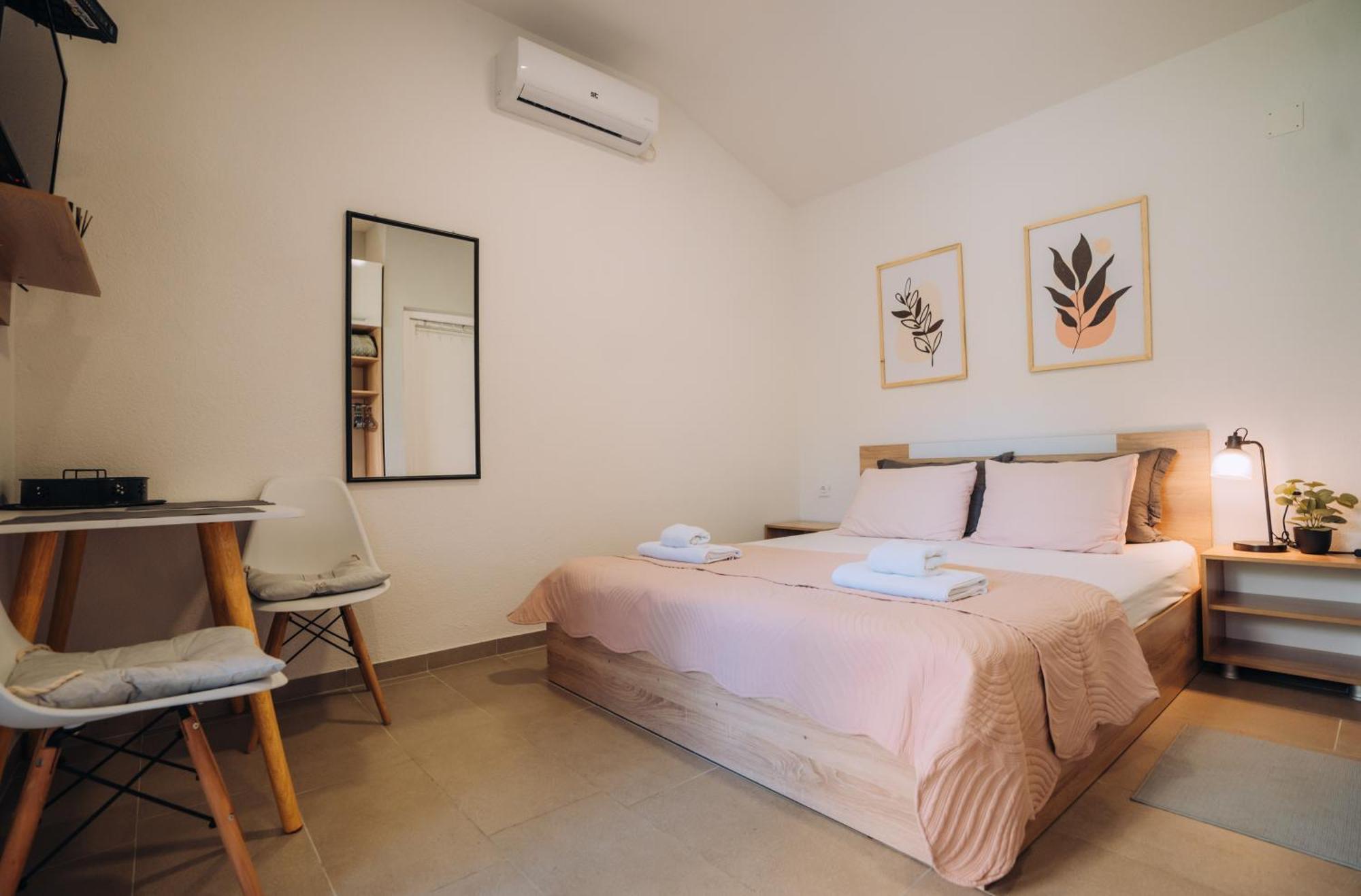 Damjan Apartments Ohrid Bagian luar foto