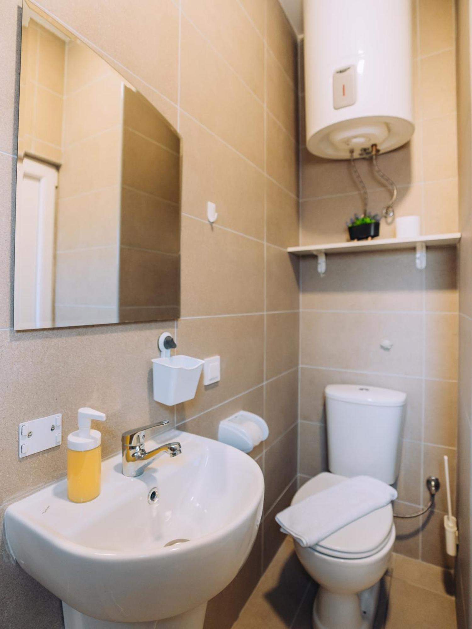 Damjan Apartments Ohrid Bagian luar foto