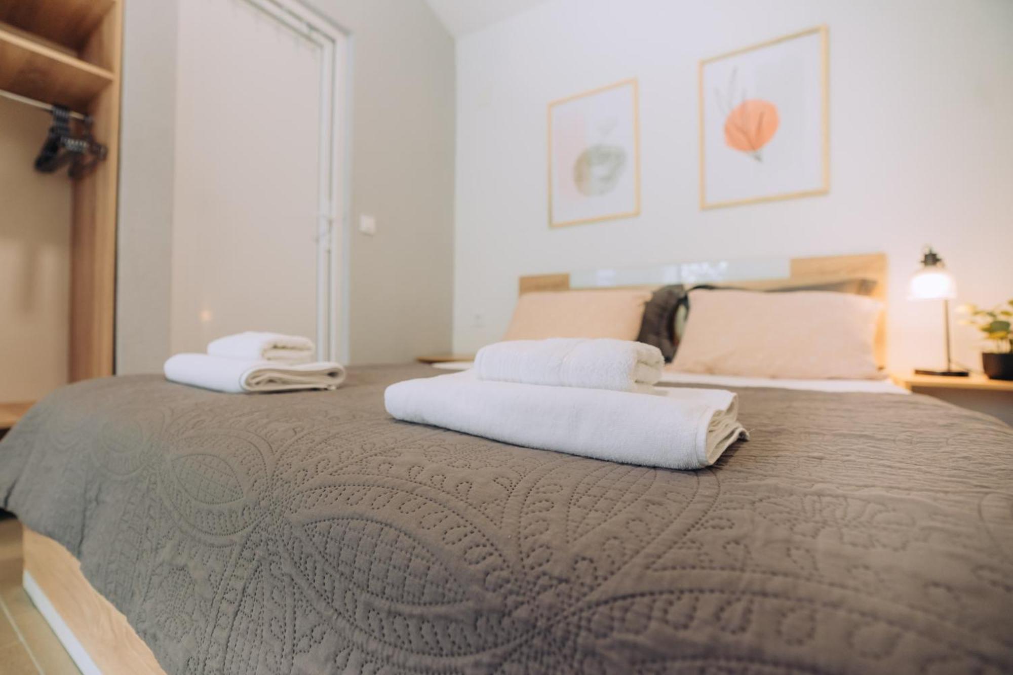 Damjan Apartments Ohrid Bagian luar foto