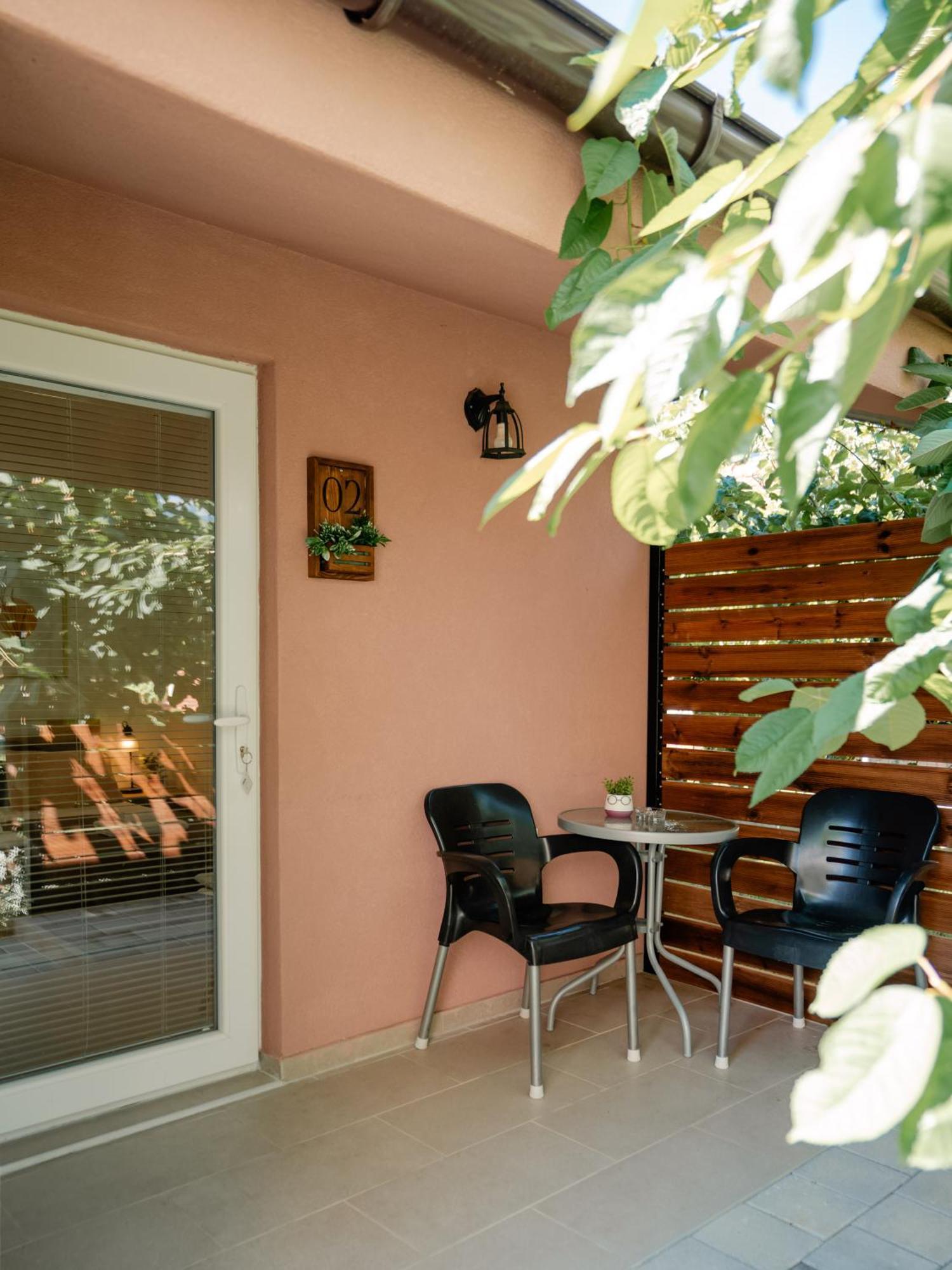 Damjan Apartments Ohrid Bagian luar foto